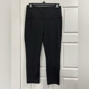 GAIAM Women’s Crop Leggings Size Medium